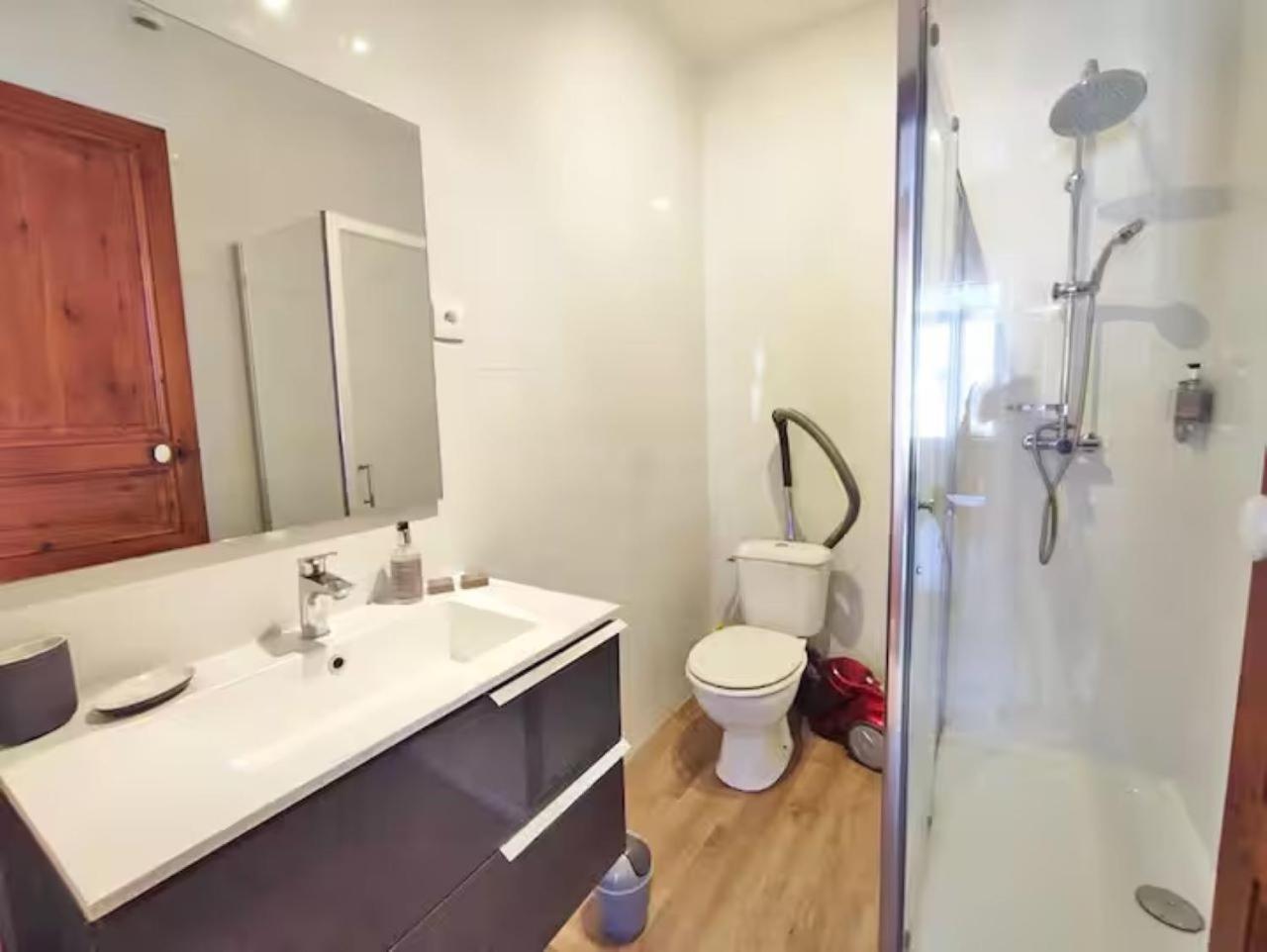 Appartement L'Alexiane, Centre Luchon, Parking Gratuit, Wifi à Bagnères-de-Luchon Extérieur photo